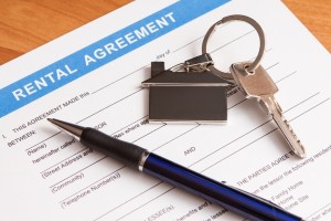 stockfresh_2292069_rental-agreement-form_sizeS-300x200